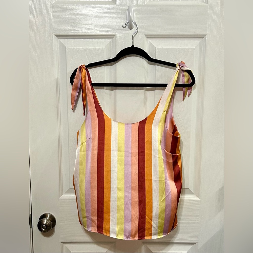 Silky tank